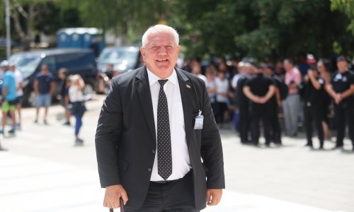 Đakić odgovorio Milanoviću: On postaje nemoralna hulja i politički nitkov