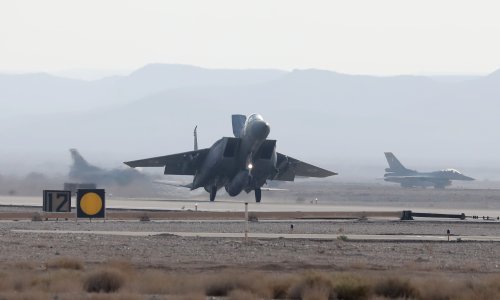 Izrael uzvratio zračnim napadima na zapaljive balone iz Gaze