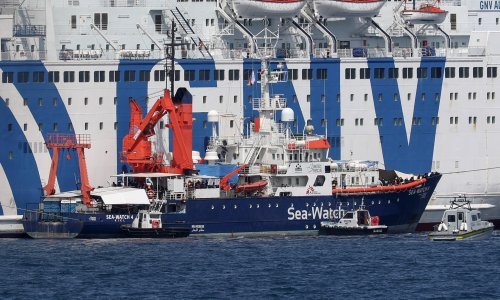 Sicilija dopustila iskrcaj migranata s brodova Ocean Viking i Sea Watch