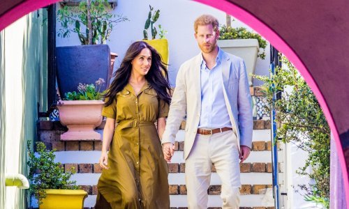 Narušeni odnosi: Meghan Markle je za 40. rođendan od oca dobila buket ruža, no to je odlučila potpuno ignorirati