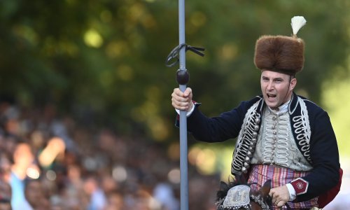 [FOTO] Debitant Mihovil Župa pobjednik je 306. Sinjske alke: Ostvario se dječački san!