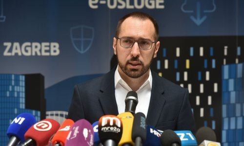 [VIDEO/FOTO] Tomašević objavio: Ukida se besplatan parking kod zdravstvenih ustanova u Zagrebu