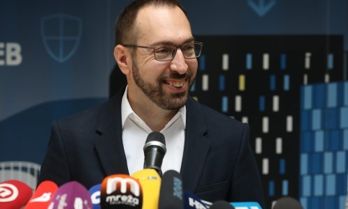 Tomašević: Stalno se pojavljuju novi financijski kosturi iz ormara. Ima i sabotaža