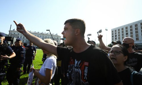 Poljaci prosvjeduju protiv gušenja medijskih sloboda