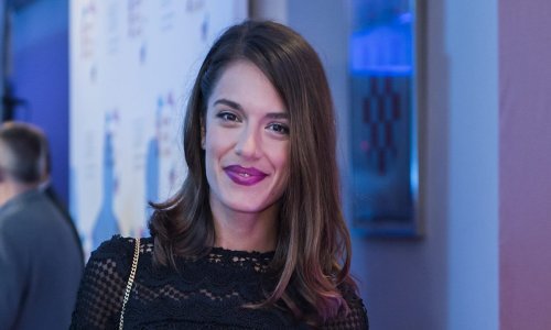 Uz zalazak sunca i osmijeh na licu: Nives Ivanišević blista u mini haljini koju obožava i ovoga ljeta
