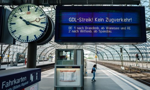 [FOTO] Štrajk strojovođa prouzročio prometni kolaps u Njemačkoj