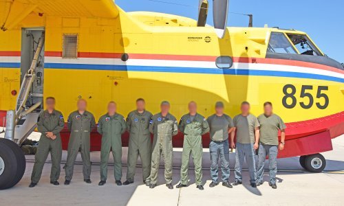 Kanader i posada iz Grčke vratili se u Hrvatsku: 'Ovo je bio jedan od najvećih požara gdje smo sudjelovali'