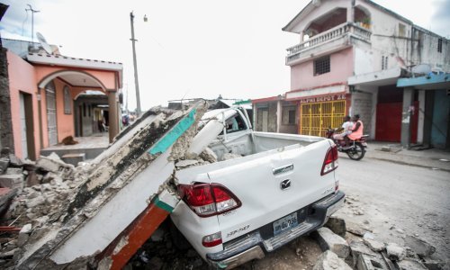 Više od 1400 mrtvih u potresu na Haitiju