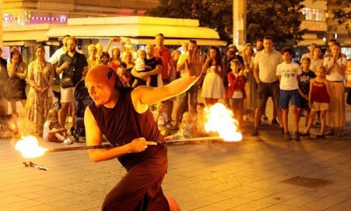 Ove godine 25. izdanje festivala Cest is d' best