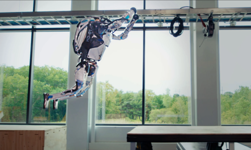 [VIDEO] Boston Dynamics demonstrirao usavršenog robota Atlasa, naučili su ga i novim trikovima