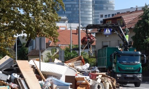 Zagreb se napokon oslobađa smeća, Čistoća se pohvalila:  Prazne se reciklažna dvorišta i odvozi glomazni otpad s ulica