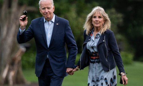 Američki predsjednik Biden i prva dama idu po treću dozu korona cjepiva