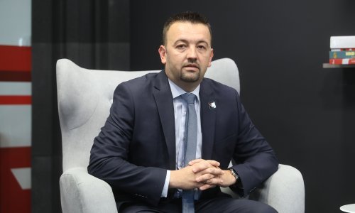 Pavliček: Treba pružiti utočište za Afganistance koji su pomagali hrvatskim vojnicima