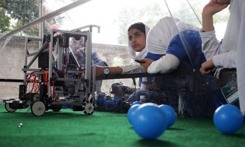 Među spašenima iz Afganistana i tamošnji ženski robotički tim