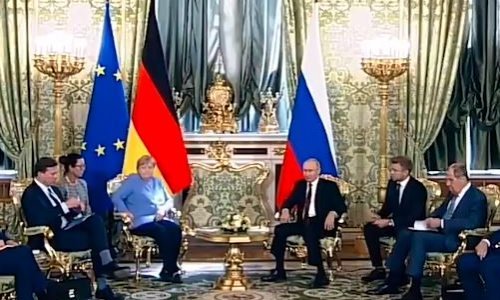 Neugodna scena na susretu Angele Merkel i Vladimira Putina