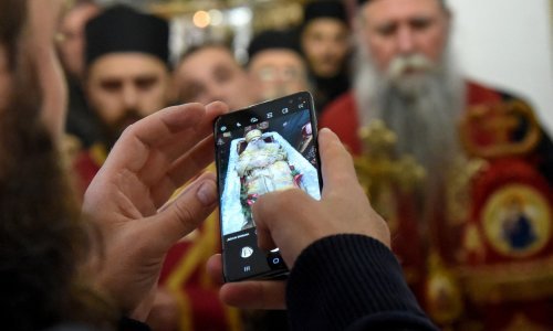 U nedjelju na Cetinju prosvjedi protiv ustoličenja poglavara SPC-a, na moguće probleme upozorilo i veleposlanstvo SAD-a