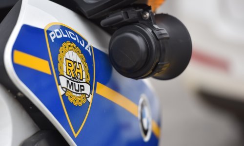 U Rovinju uhićena dvojica Nijemaca; potajno su snimali djecu u kampu, jedan je imao i podvodnu kameru