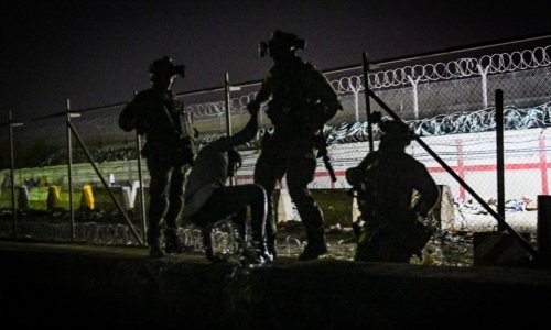 Kaos u zračnoj luci u Kabulu: Afganistanci greškom pucali na američke marince nakon što je snajperom ubijen njihov stražar