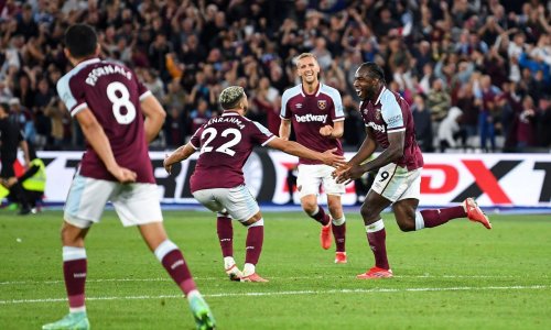 Čekičari uvjerljivom pobjedom nad Lisicama preuzeli vrh engleskog prvenstva