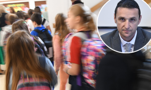 Savjetnik ministra obrazovanja otkrio hoće li se nositi maske na nastavi, kako će izgledati dopunska i koja je uloga učitelja u cijepljenju