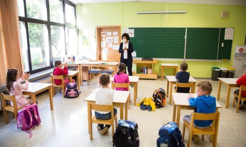 Zaposlenima u školama u Sloveniji prijeti otkaz ako se odbiju testirati