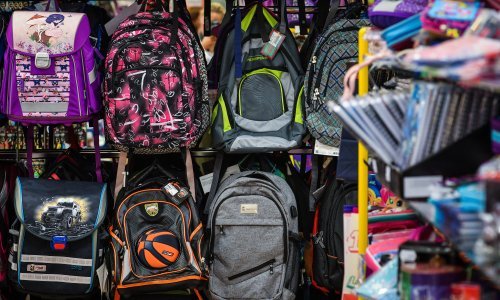 Školski udar na kućni budžet: Samo paket knjiga za srednjoškolce i preko 2000 kuna