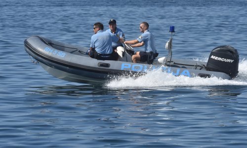 U kampu kod Rovinja dolijao još jedan pedofil; od policije je pobjegao u more, no ubrzo su ga ulovili