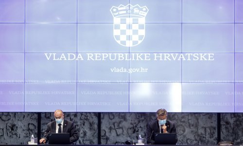 Premijer o početku škole: Mjere će biti manje striktne nego su bile prije; Beroš otkrio koliko je među hospitaliziranima necijepljenih