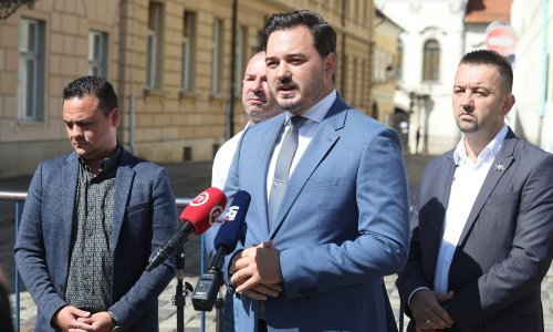 Suverenisti: Ne učini li to Vlada spremni smo organizirati referendum o zaštiti kune