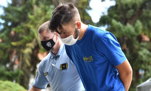 Dvojac odgovoran za krvoproliće u romskom naselju - u pritvoru. Policija objavila detalje