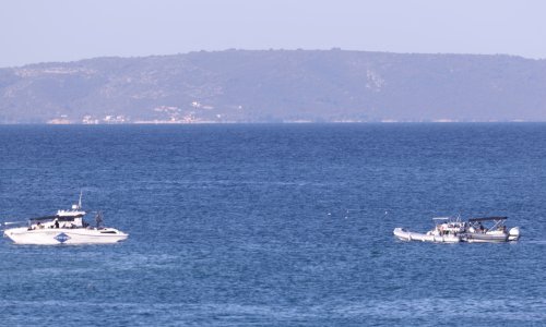 Bura otpuhala čamac za napuhavanje s dvoje maloljetnika; lučka kapetanija pronašla ih ispred Kraljevice