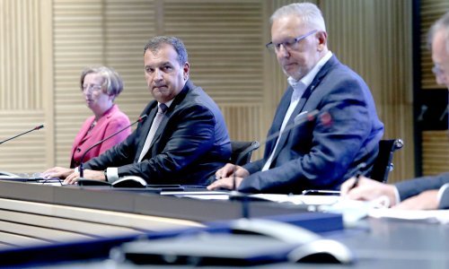 Od 1. rujna otvaraju se zatvoreni dijelovi kafića. Capak potvrdio da će se krenuti s trećom dozom cjepiva, no samo za neke