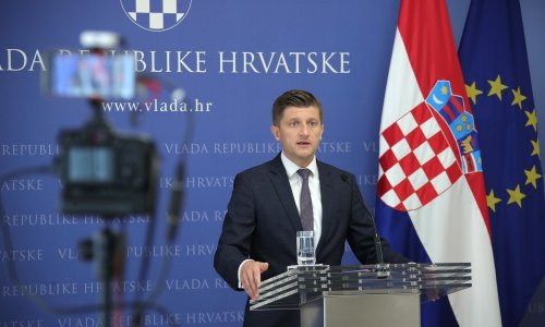Marić: Smanjenje PDV-a nije u planu kad uđemo u eurozonu, eventualno smanjenje stope na hranu