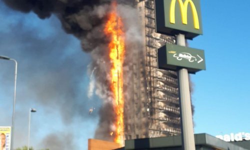 [FOTO/VIDEO] Vatra u Milanu progutala veliki neboder, nema informacija o žrtvama