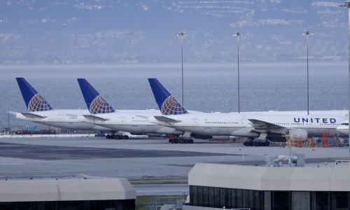 United Airlines mogao bi prizemljiti neke Boeinge do iduće godine