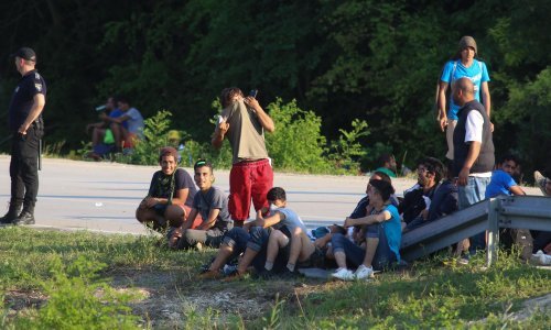Primili 42.000 eura za prebacivanje 51 migranta iz BiH u Hrvatsku
