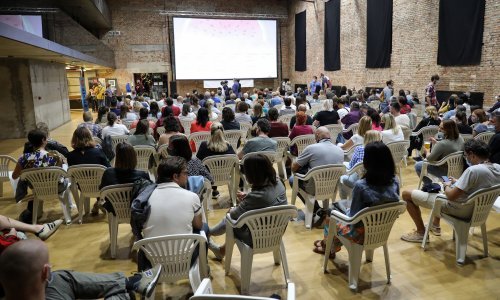 Motovun u Zagreb donosi spektakl Spikea Leeja o turneji Davida Byrnea