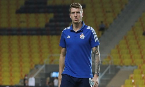 U nedjelju je predvodio Dinamo do važne pobjede u Osijeku, a već u ponedjeljak predstavljen je u dresu njemačkog Eintrachta; zna se i koliko bi Modri trebali zaraditi