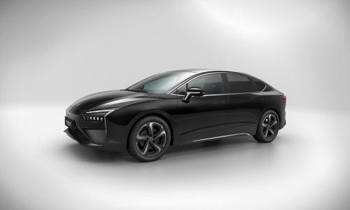 [FOTO/VIDEO] Upoznajte Mobilize Limo, električnu limuzinu za usluge prijevoza i taksi