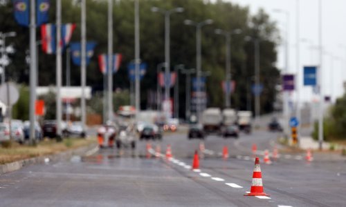 Da bi dobila novac iz EU, država legalizira ceste, vodovode...