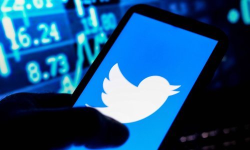 'Žao nam je ili nema na čemu': Tko tvita za Twitter?