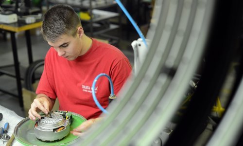 Industrijska proizvodnja porasla osmi mjesec zaredom