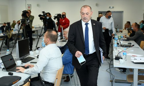 Medved: Povećavamo naknade za samostalnu obnovu kuća; stradalnici preko zime idu u sigurne i čvrste objekte