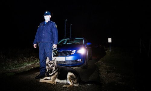 Policija okončala potjeru za Rumunjom koji je provalio trgovinu u Varaždinu i pokušao pregaziti policajce