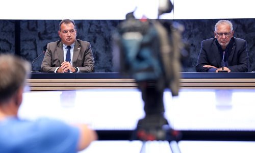 Stožer: Vrlo skoro cijepljenje trećom dozom, evo tko na red dolazi prvi. Markotić otkrila kako se kod nas kreću antitijela kod cijepljenih, ali i nove informacije oko utjecaja Covida na plodnost