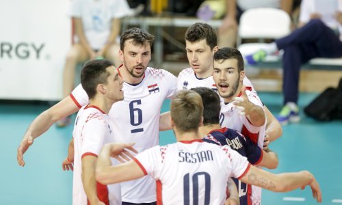 Hrvatski odbojkaši u pravoj drami stigli do prve pobjede; četvrti set protiva Latvije donio neviđenu borbu i na kraju odredio pobjednika