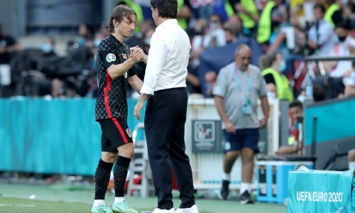 Zlatko Dalić prelomio uoči utakmice sa Slovenijom; izbornik odredio što će biti s Modrićem i Budimirom, a to bi moglo utjecati na ishod susreta u Splitu