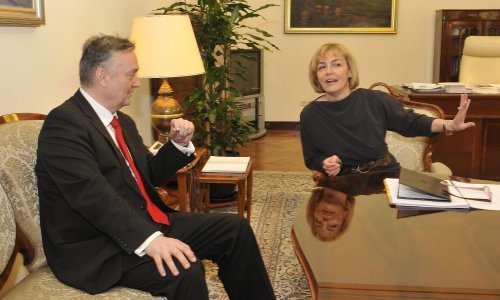 Bivši dužnosnici regije uputili 'apel za Crnu Goru' EU-u i NATO-u: 'Sličnosti između današnjih događaja i onih koji su doveli do ratova od prije 25 do 30 godina su alarmantne'