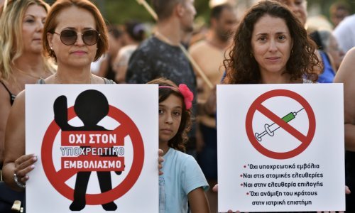 Antivakseri u Grčkoj odbijaju primati krv od cijepljenih da se ne bi otrovali