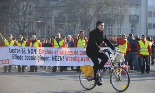 U Bruxellesu tisuće prosvjednika protiv zdravstvenih restrikcija